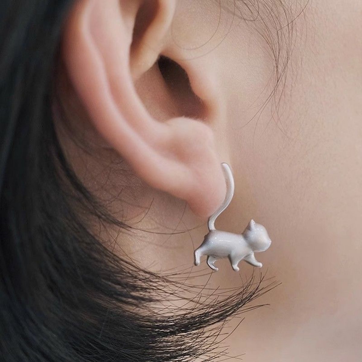 Uniek ontwerp schattig kattenontwerp speelse oorstekers - zilver en zwart