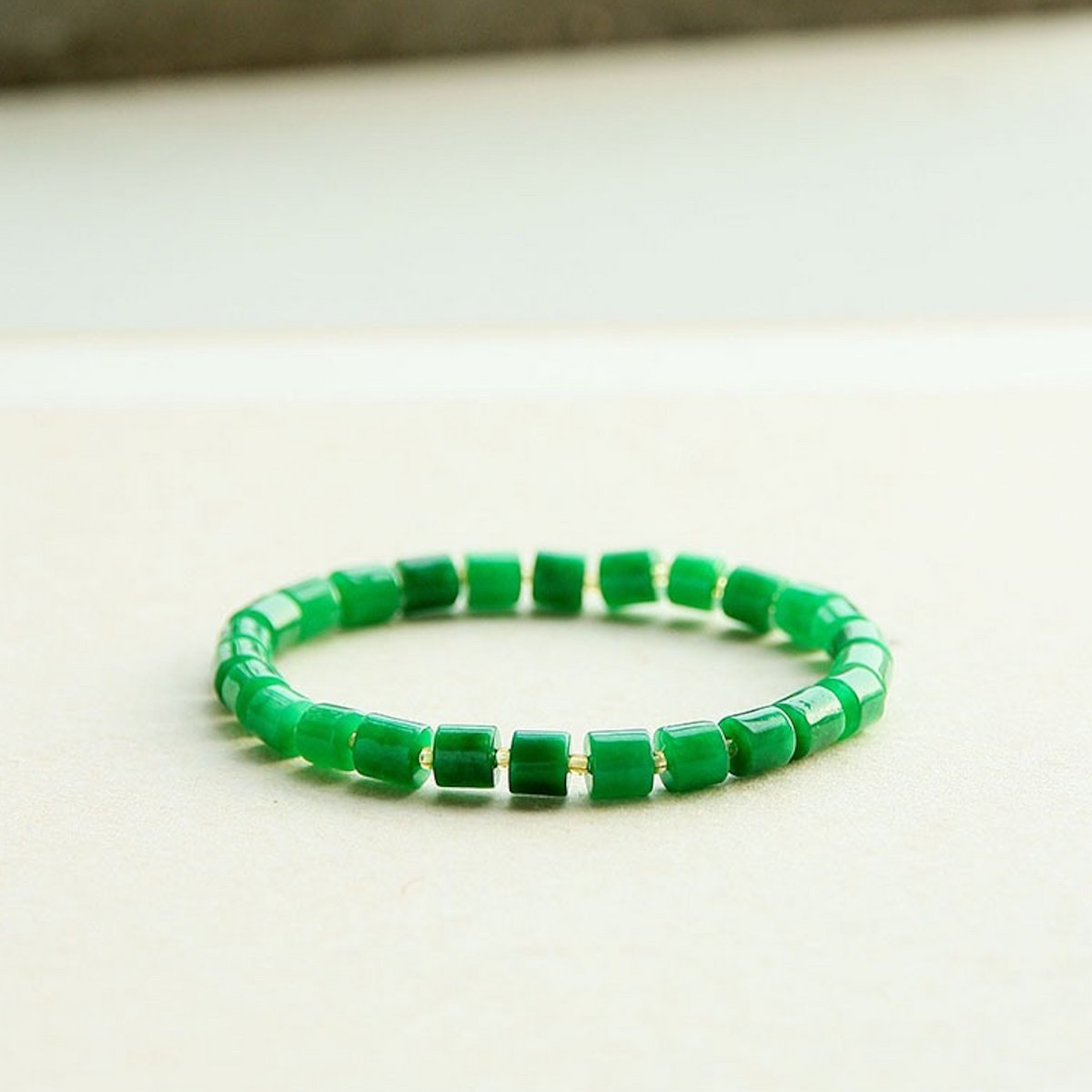 Minimalistische levendige groene jade kralenarmband - AAAA-kwaliteit