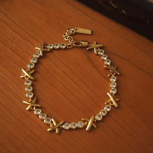 Pulsera brillante de líneas cruzadas de estilo vintage