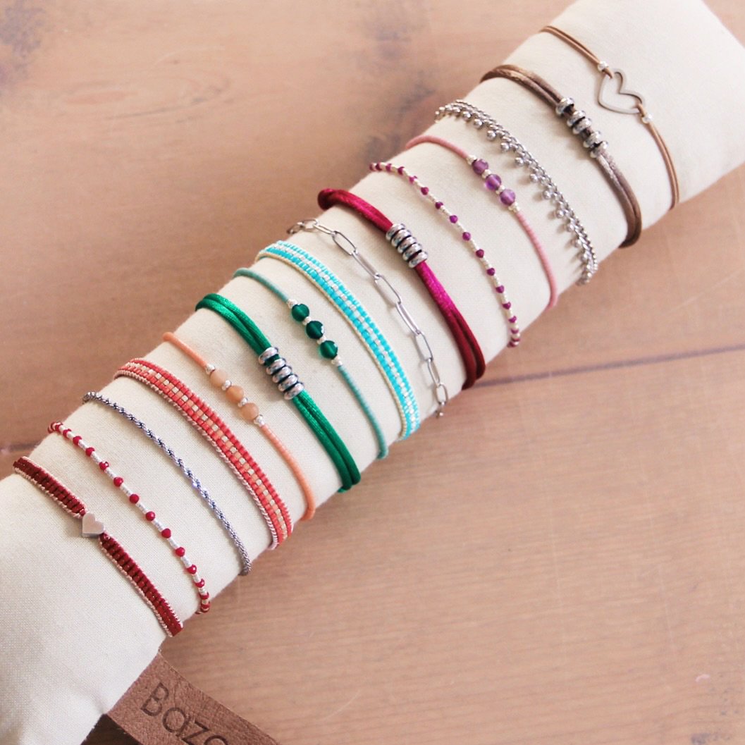 Elegante armband met Verzilverde Kralen – Paars