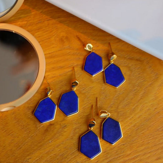 Pendientes colgantes hexagonales de lapislázuli azul océano natural de inspiración vintage - Vermeil de oro -Calidad AAAA